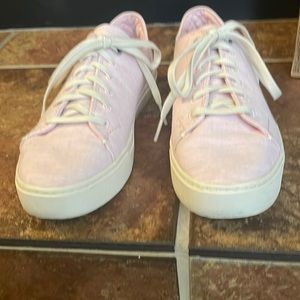 Ladies Toms Sneakers Size 7